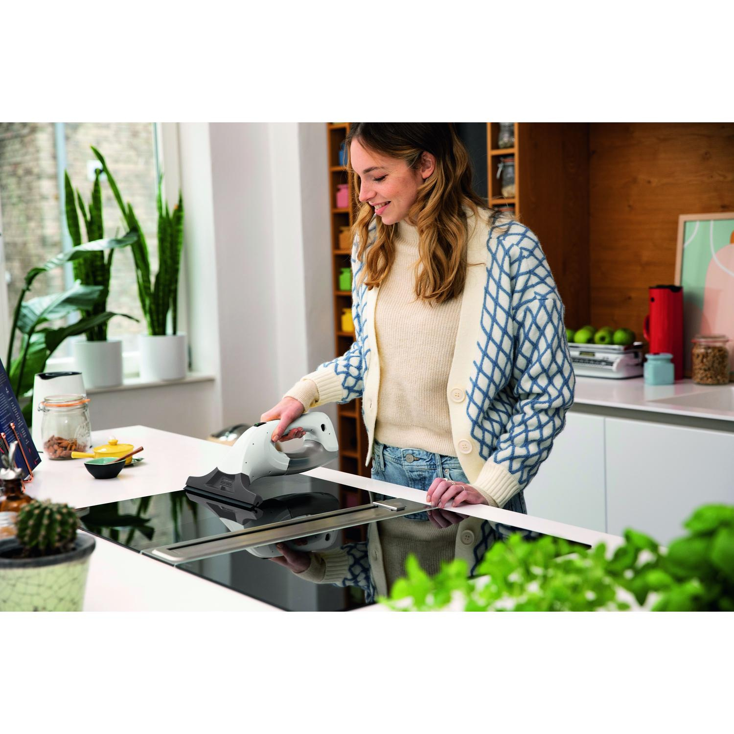Karcher WV1 Window Vacuum  thumbnail image