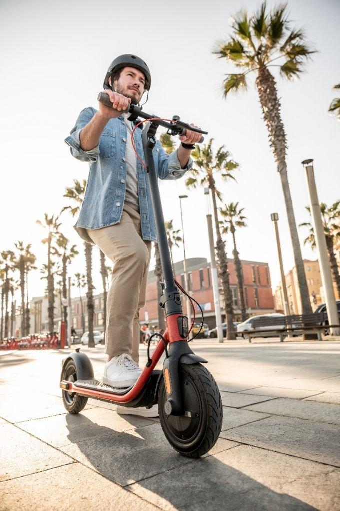 Ninebot D38E Kickscooter - Orange thumbnail image