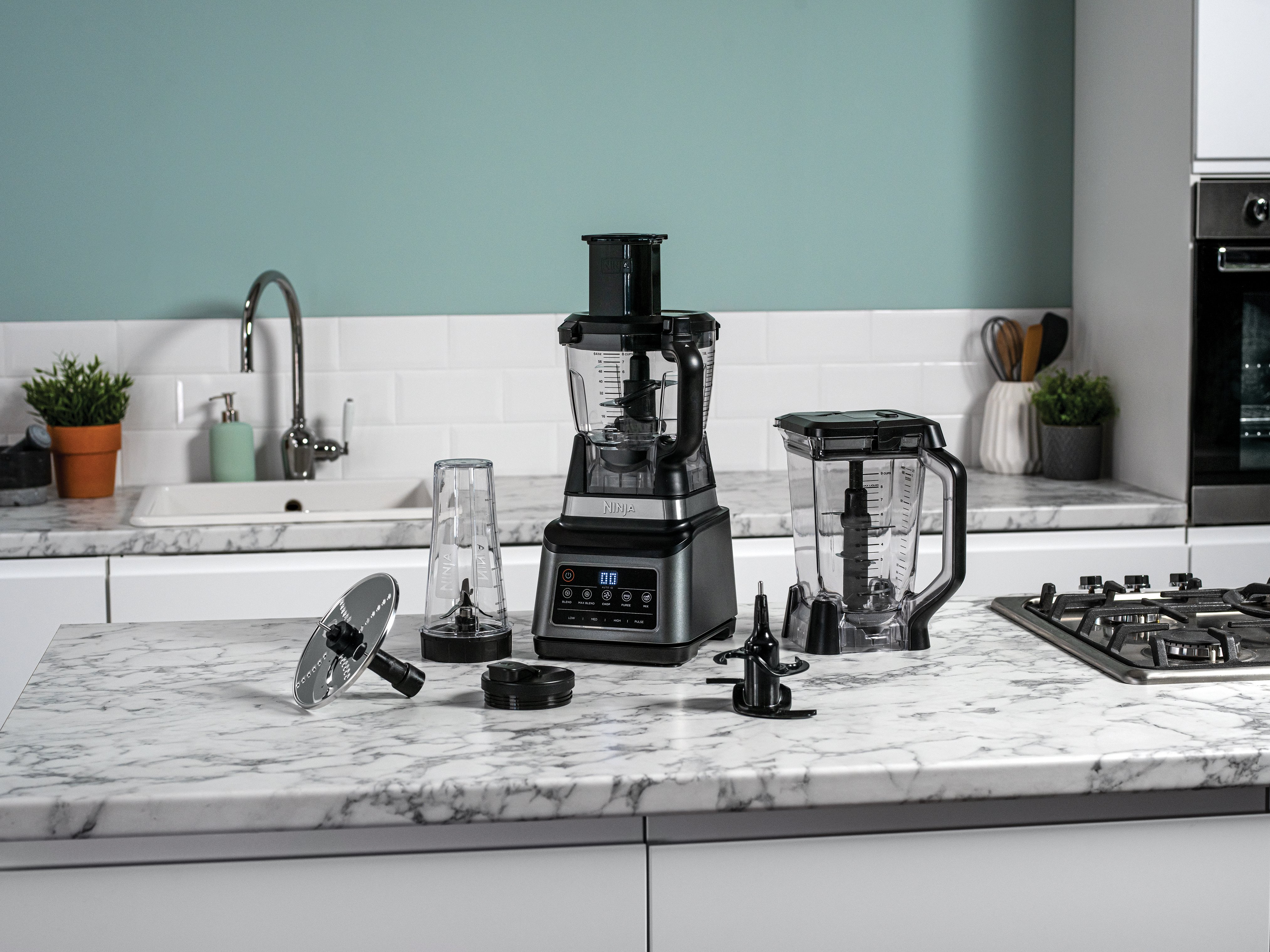 Ninja BN800UK 3-in-1 Blender and Food Processor with Auto IQ - Black/Silver thumbnail image
