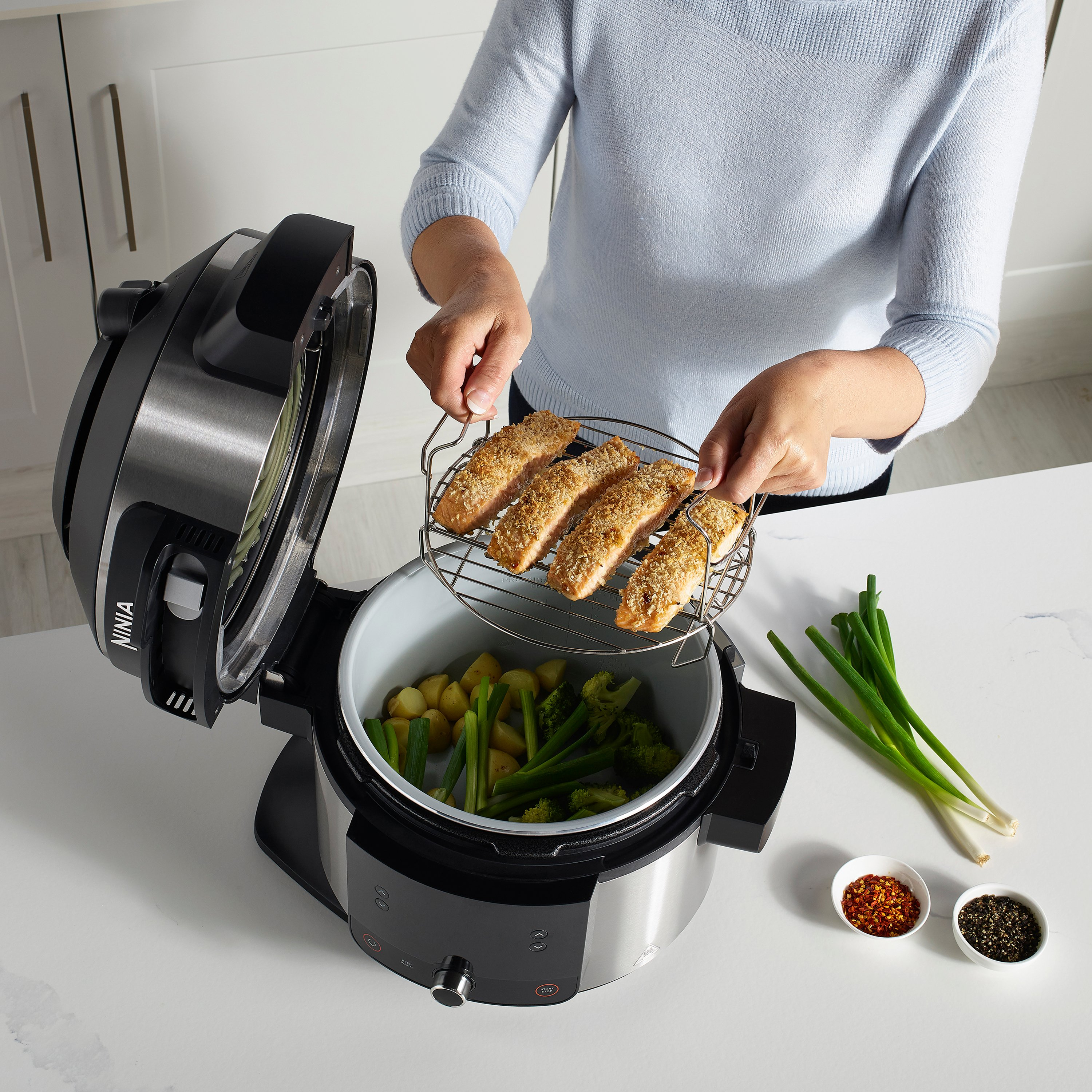Ninja OL550UK 6L 11-In-1 One Lid Multi Cooker  thumbnail image