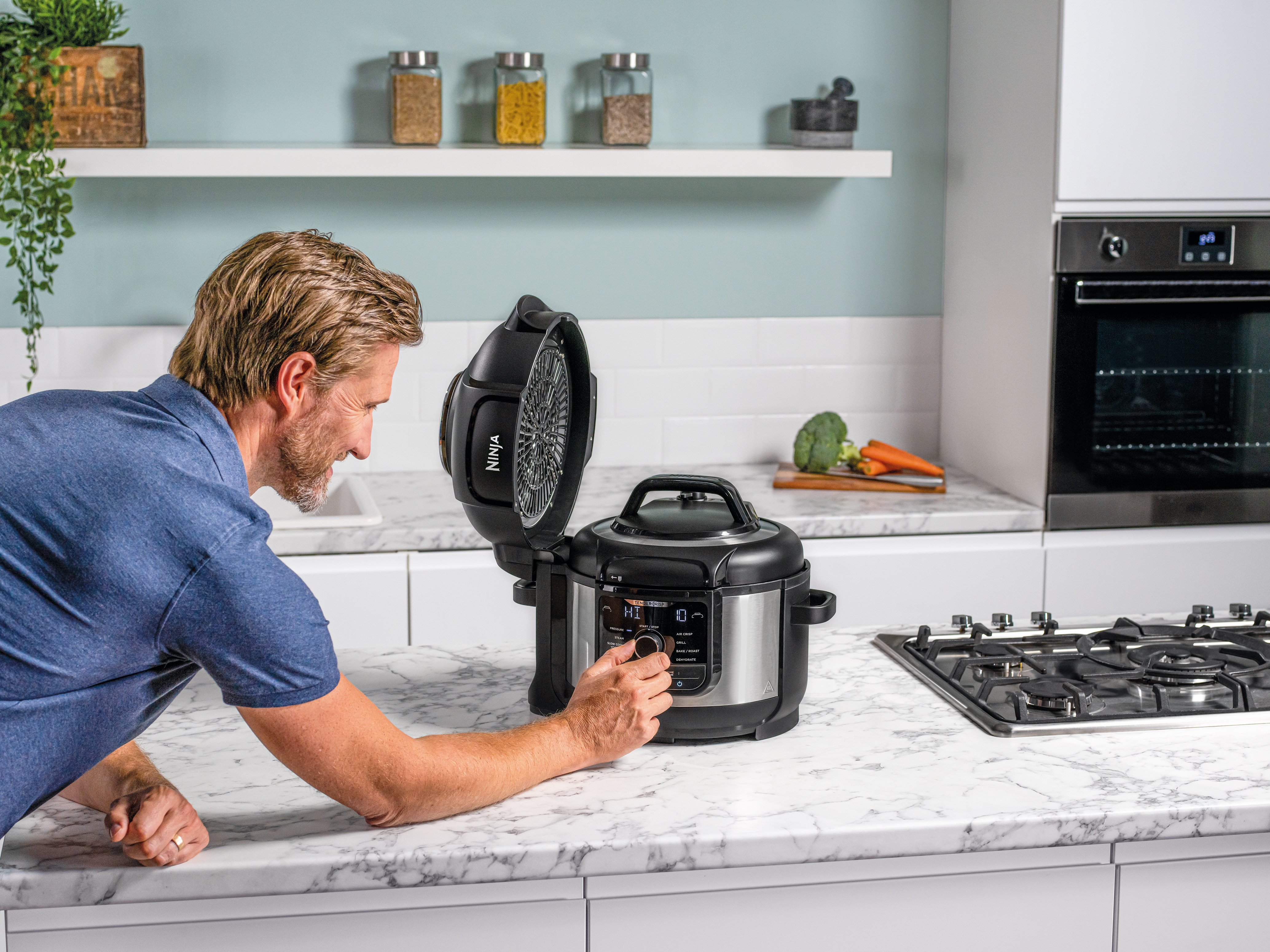 Ninja OP350UK Foodi 9-in-1 Multi-Cooker 6L - Black/Sliver thumbnail image