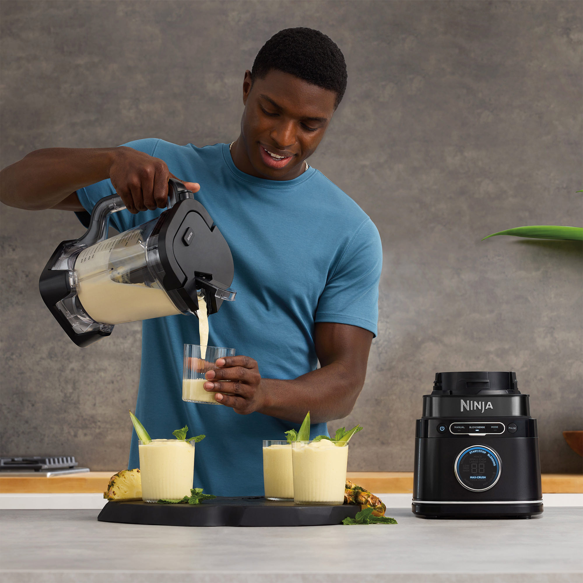 Ninja TB301UK Detect Duo Power Blender Pro + Single Serve - Black thumbnail image