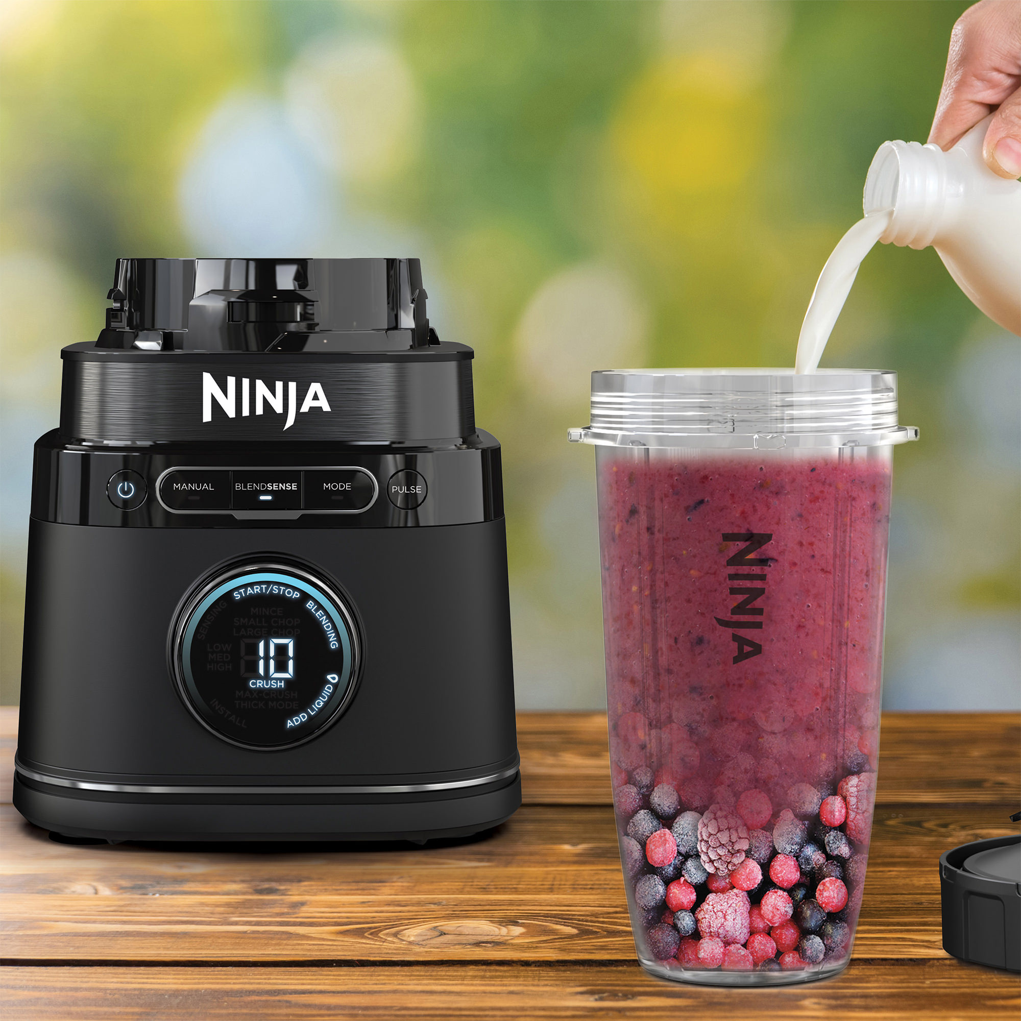 Ninja TB301UK Detect Duo Power Blender Pro + Single Serve - Black thumbnail image