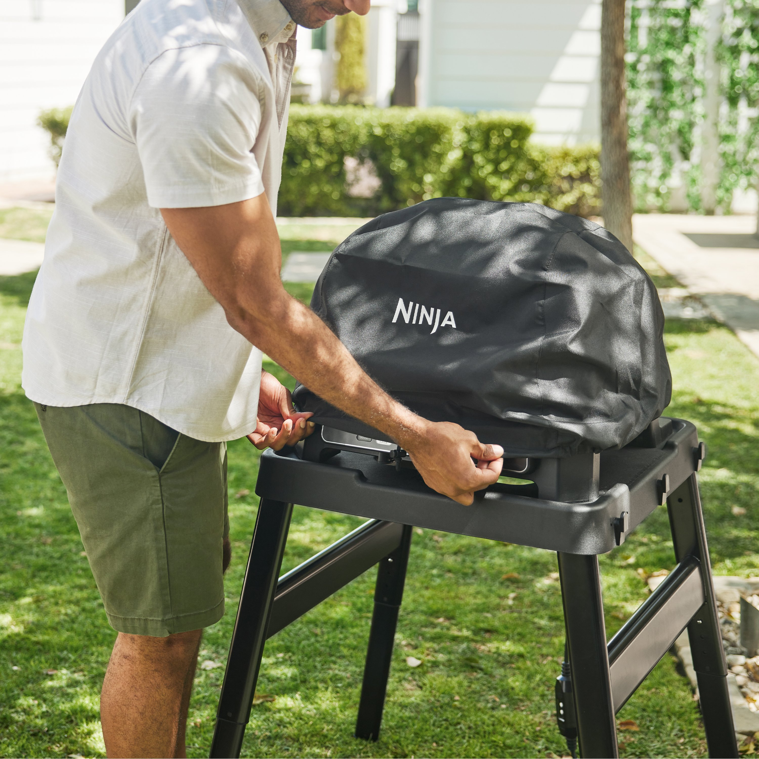 Ninja XSKOGXLCVREU Woodfire XL Grill Cover  thumbnail image