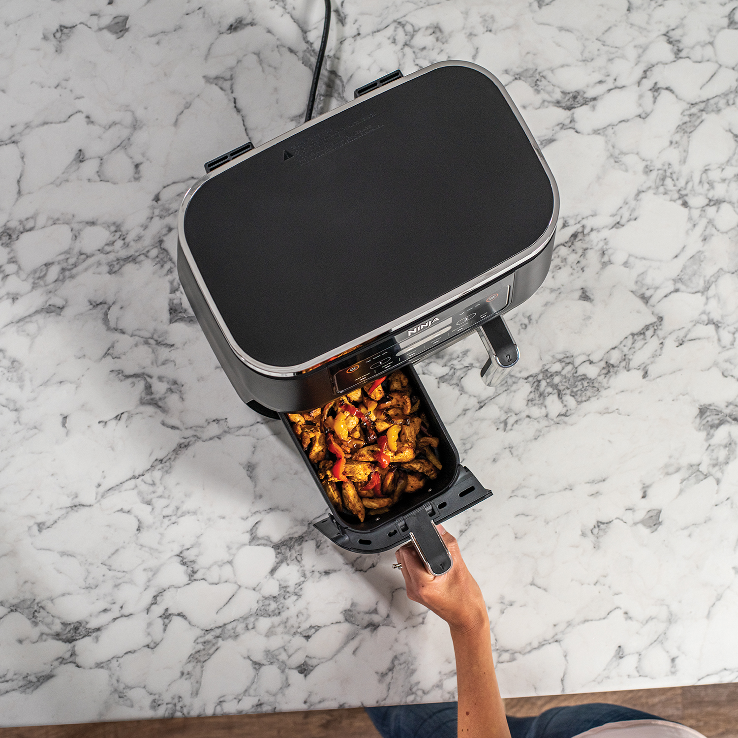 Ninja Foodi AF300UK 7.6L Dual Zone Air Fryer and Dehydrator - Black thumbnail image