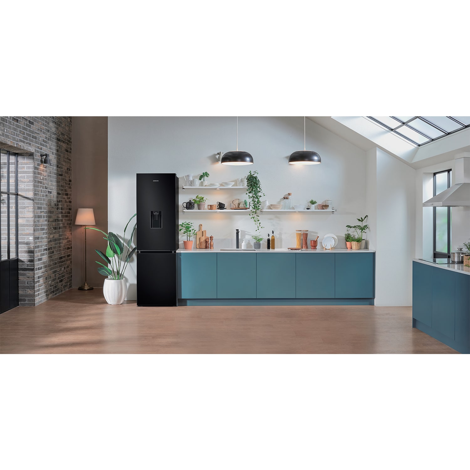Samsung RB34T632EBN 60cm Fridge Freezer - Black - Frost Free thumbnail image