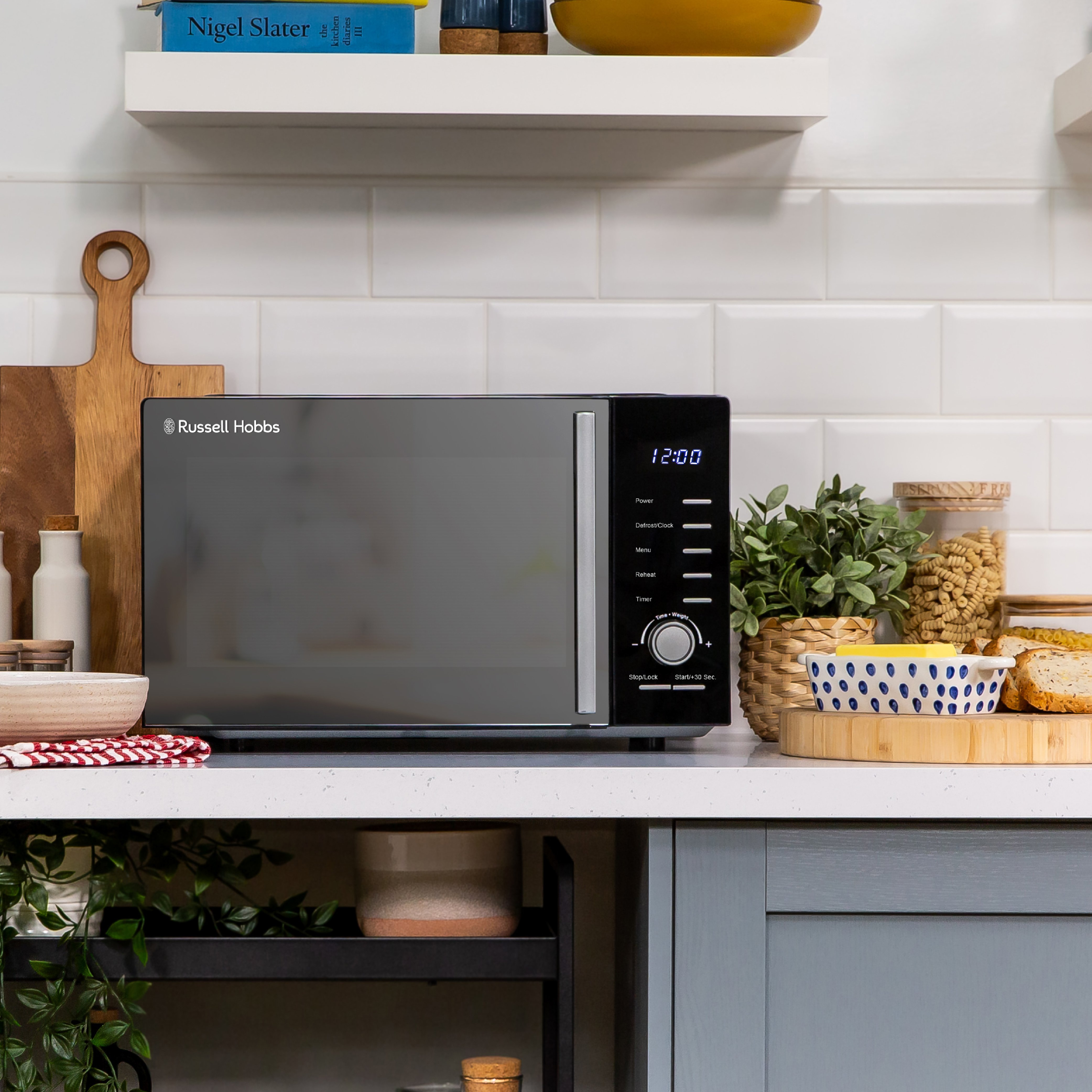Russell Hobbs RHM2348B 23 Litres Solo Microwave thumbnail image