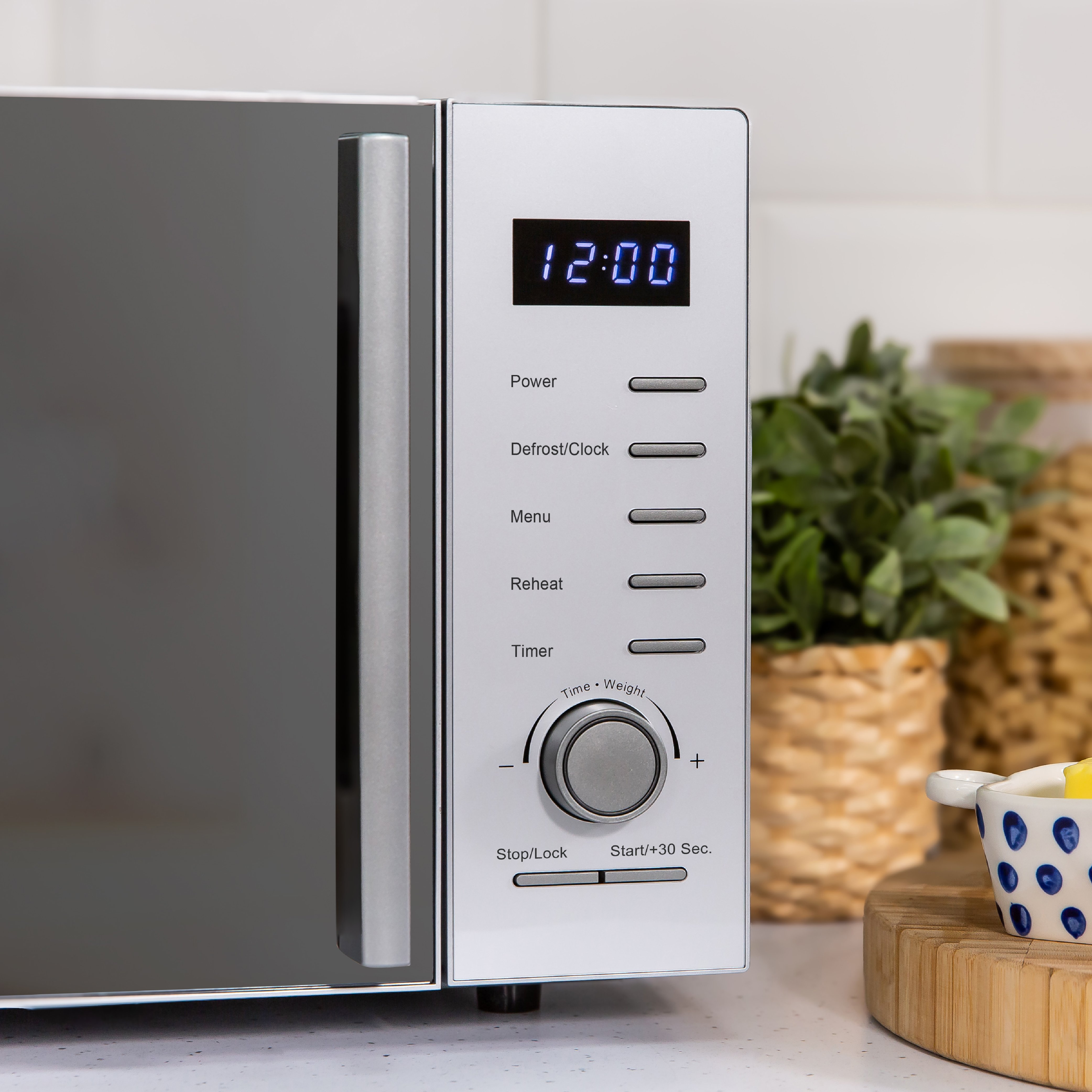 Russell Hobbs RHM2348S 23 Litres Solo 800w Microwave - Silver thumbnail image