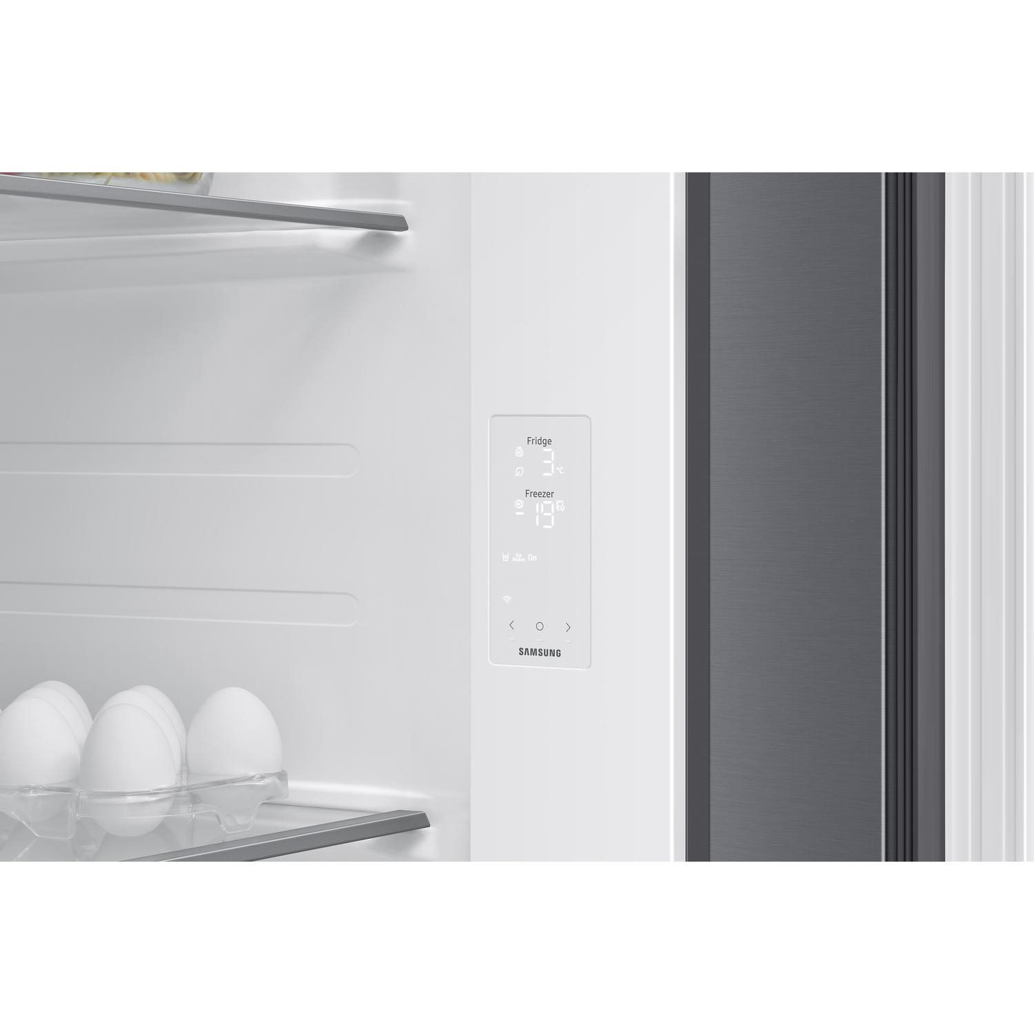 Samsung RS70F64KDTEU 91.2cm 60/40 American Fridge Freezer - Silver thumbnail image