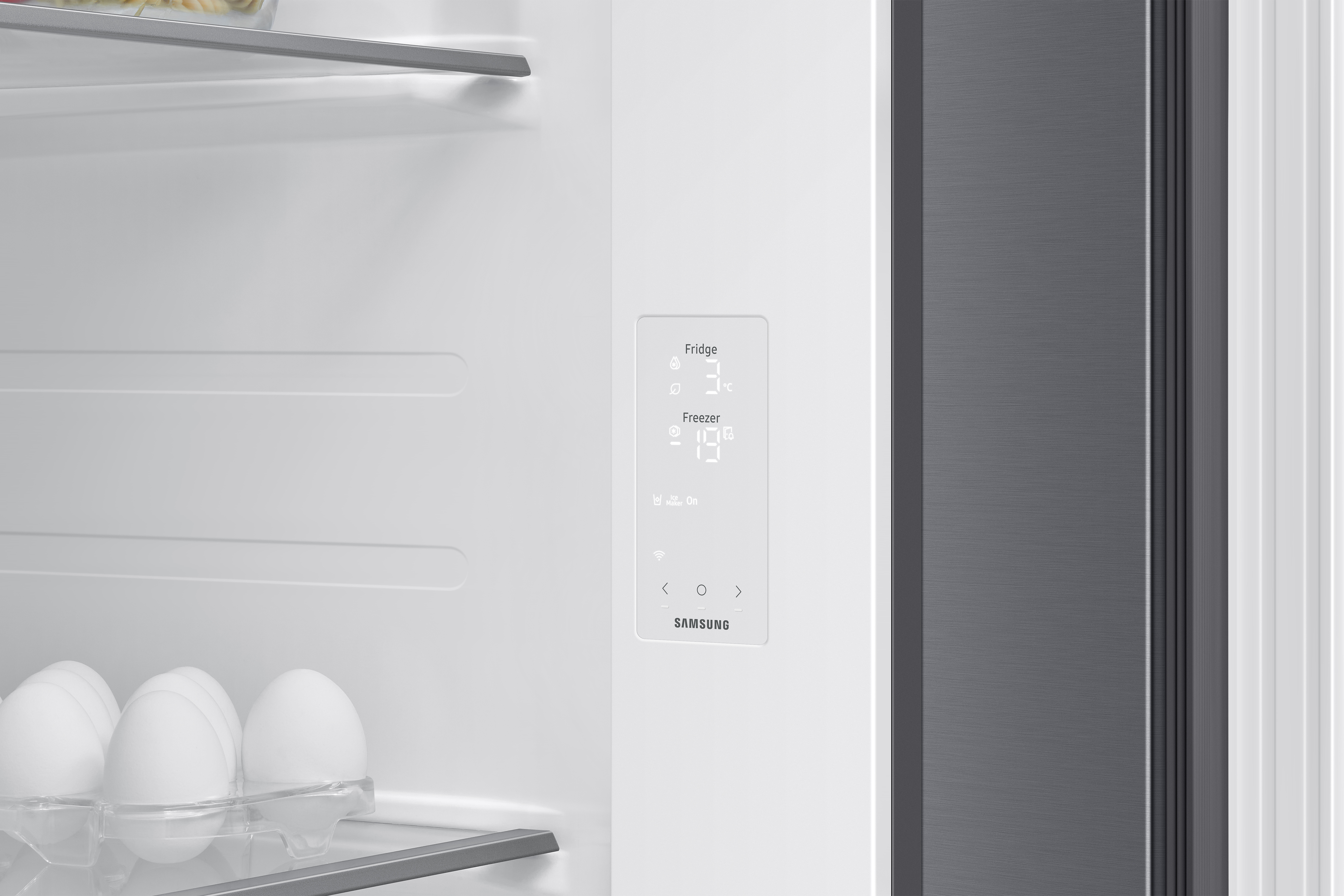 Samsung RS70F64KETEU  American Fridge Freezer  thumbnail image