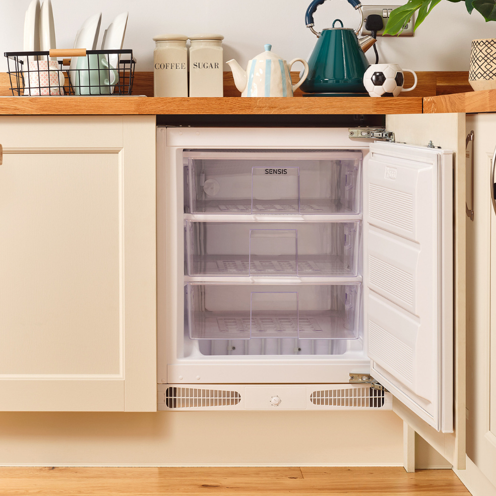 Sensis RFUCBI01Z54EW 59.5cm Integrated Static Undercounter Freezer - White thumbnail image