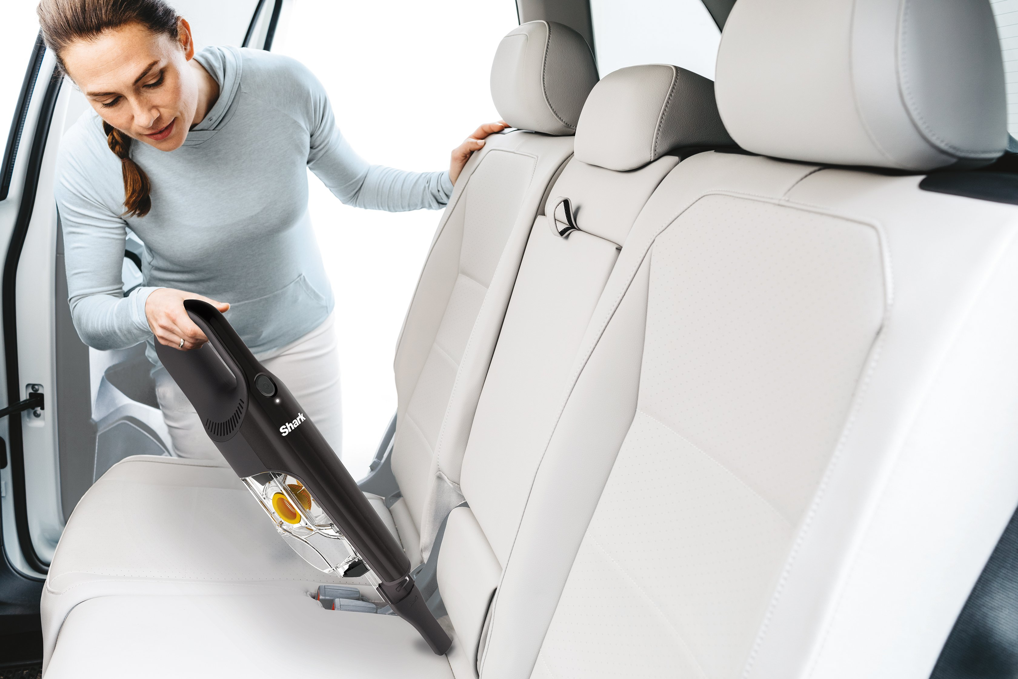 Shark CH950UKT Cordless HandVac Pet Model  thumbnail image