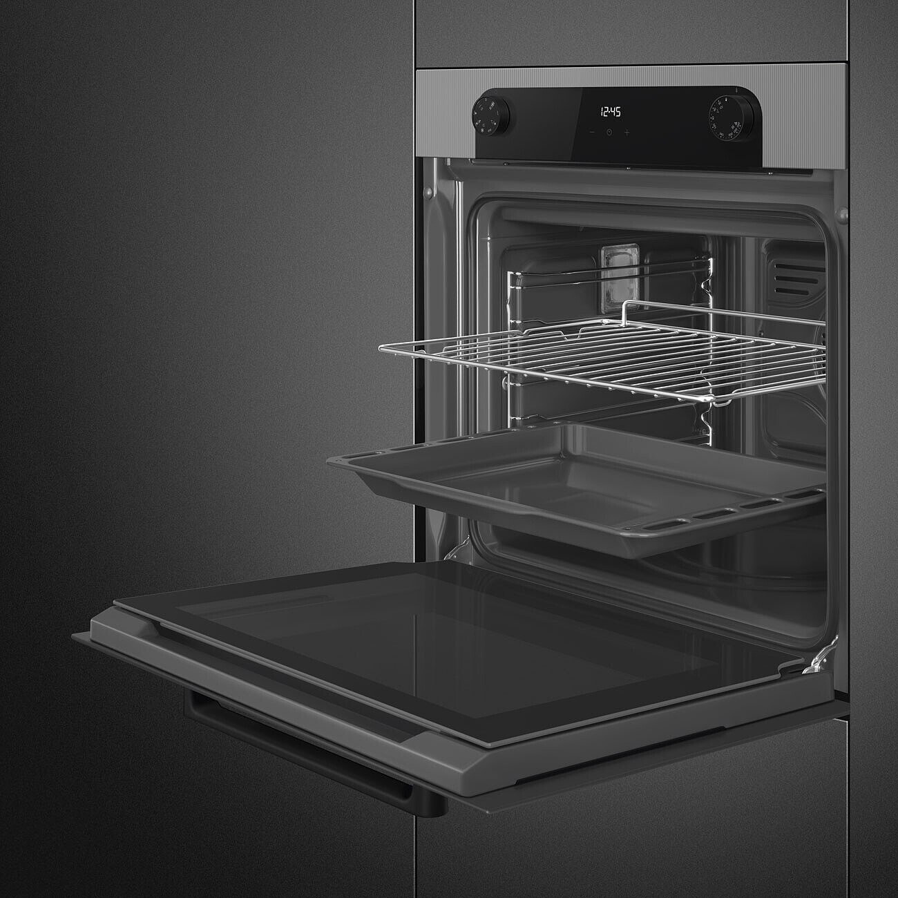 Smeg SF6200TSI 59.7cm Built In Electric Single Oven - Silver thumbnail image
