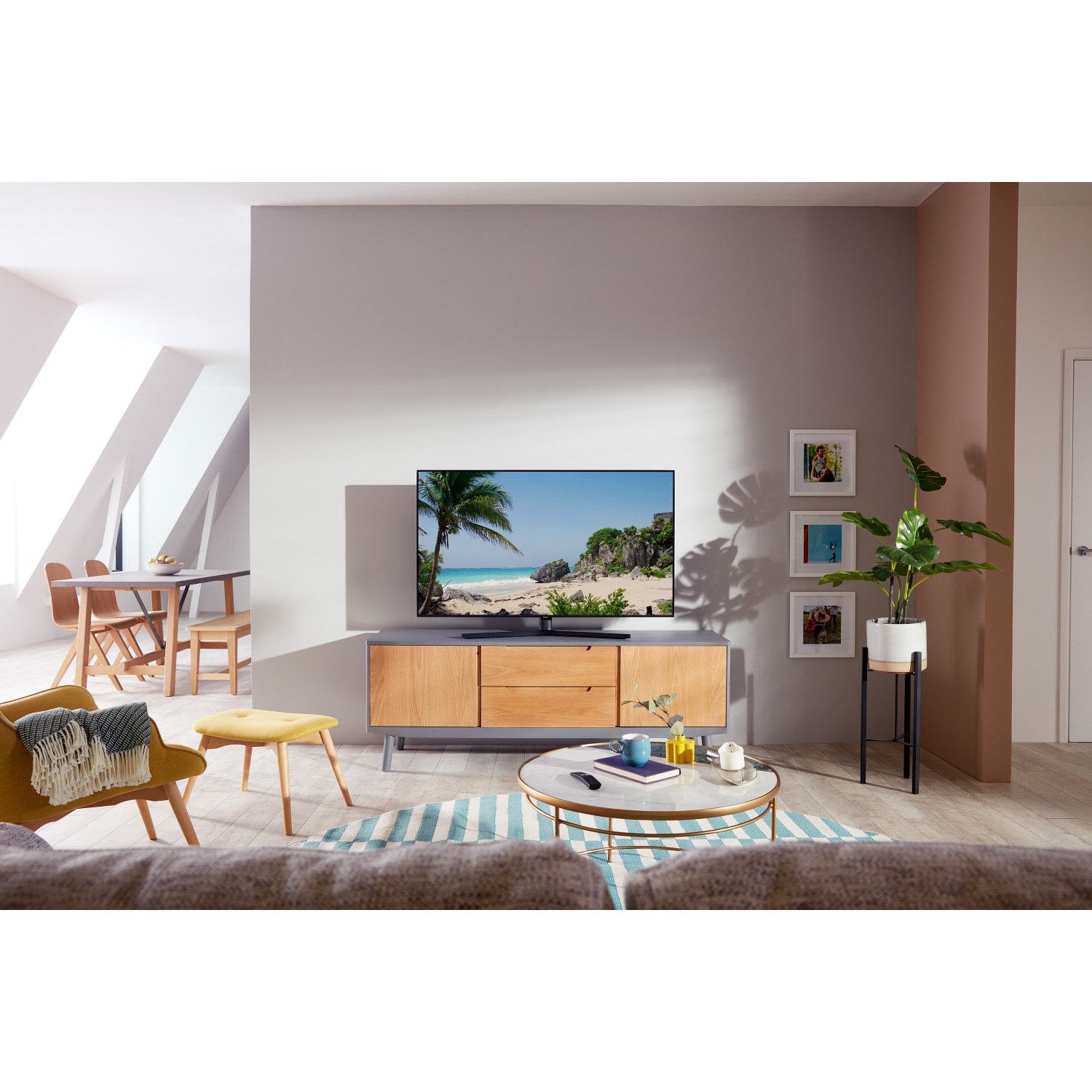 Samsung UE65TU8500UXXU 65" 4K Ultra HD Smart TV with Dynamic Crystal Colour & Boundless Design thumbnail image