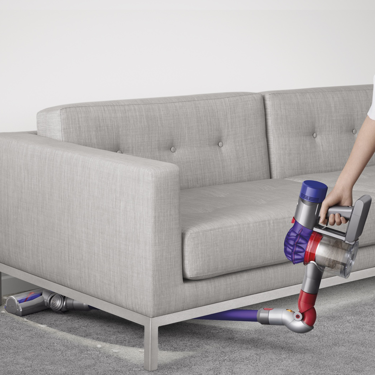 Dyson V7ANIMALEXTRA Cordless Vacuum Cleaner - 30 Minute Run Time thumbnail image