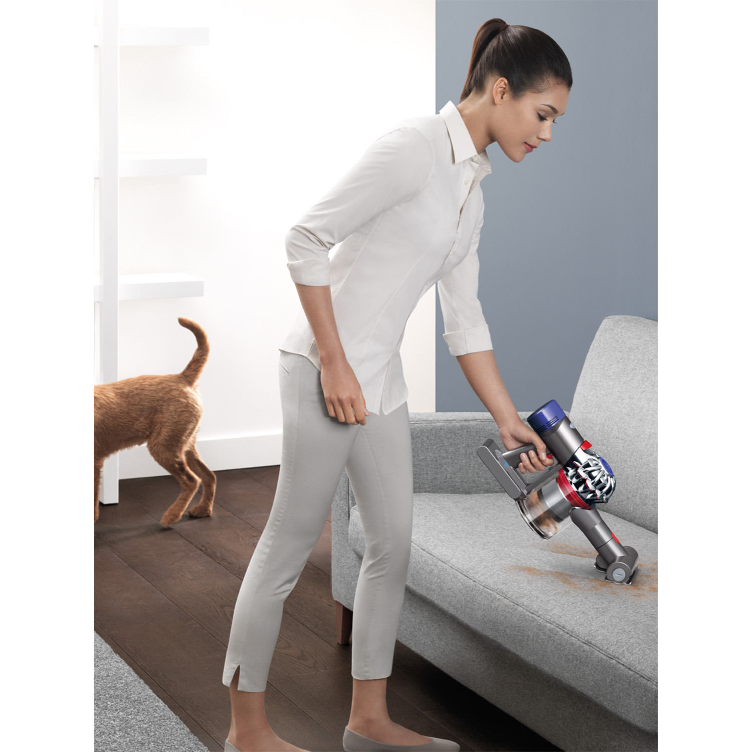 Dyson V7ANIMALPLUS Cordless Vacuum Cleaner - 30 Minute Run Time thumbnail image